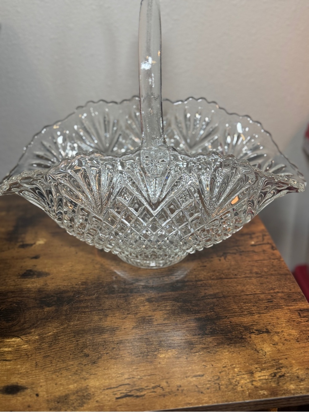 Vintage L.E. Smith Large Pineapple & Fan Clear Pressed Glass Basket